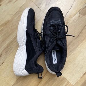 chunky steve madden sneakers